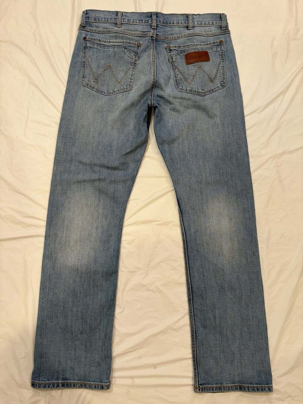 Wrangler Retro Jeans Men’s 34x32 Blue Light Wash Slim Straight